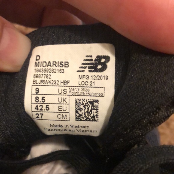 New in box New Balance, Shoes for Crews, size 9 - Picture 5 of 7